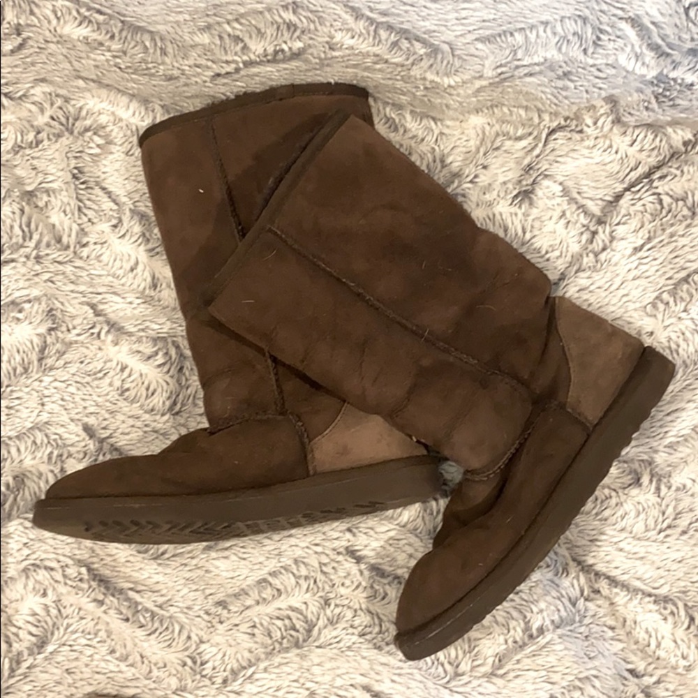 Uggs / size 6W